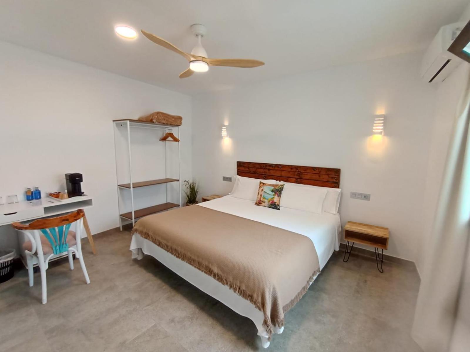 Hostal Aires Del Mar Carboneras Extérieur photo
